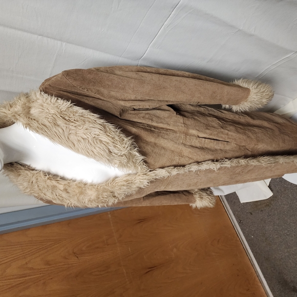 Vintage Wilsons Leather MAXIMA XXL Faux Fur Trim Suede Full Length Coat - Picture 7 of 10
